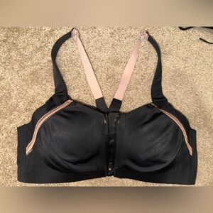 Black Women's Sports Bra